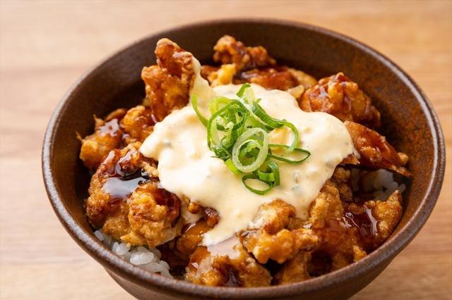 唐揚げタルタル丼